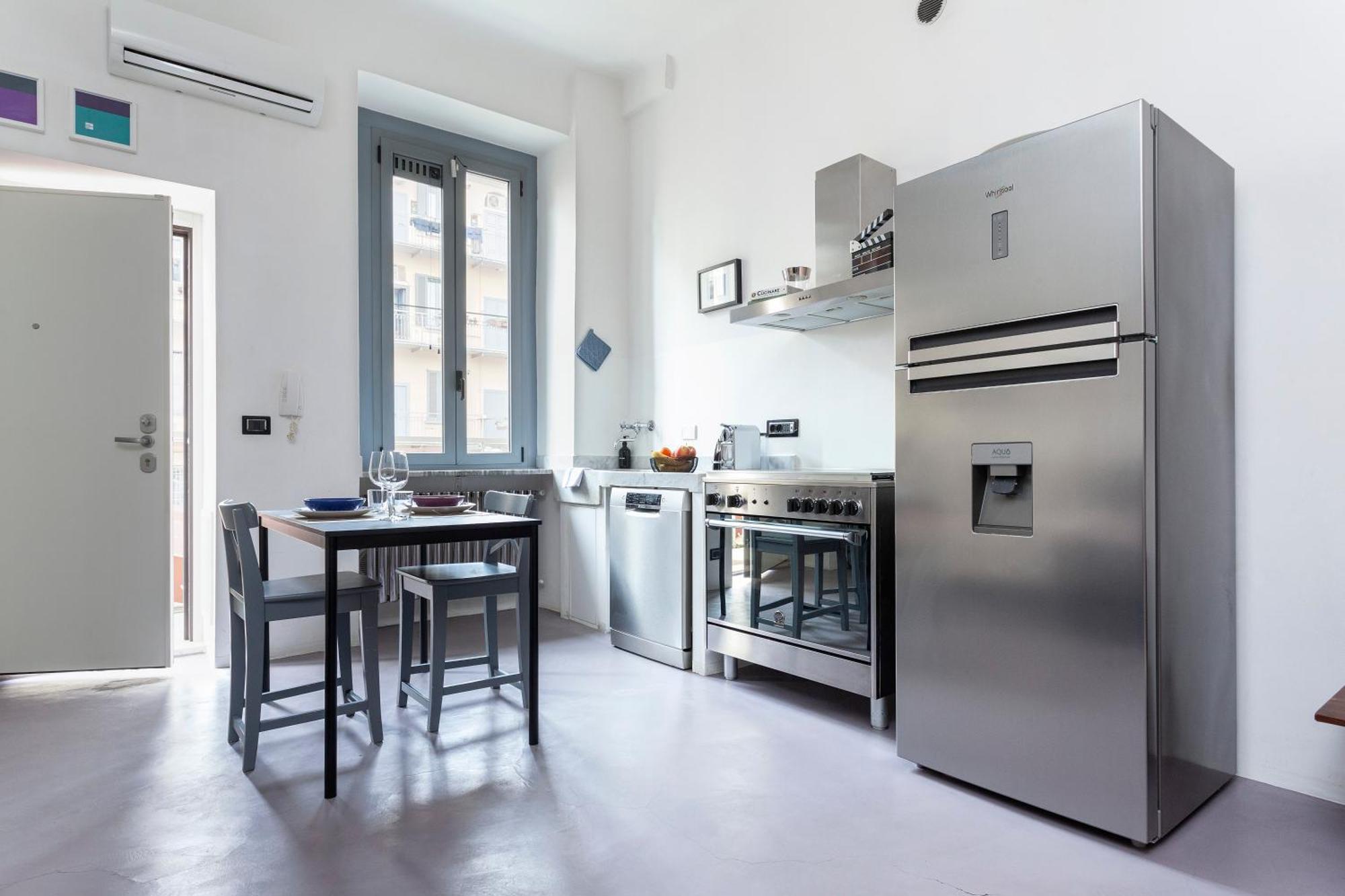Ferienwohnung Stylish Industrial Flat Mailand Exterior foto